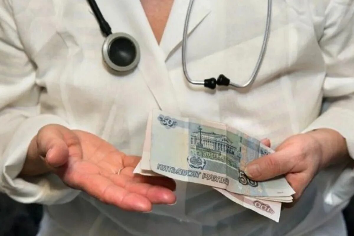 Медсестра из Нижегородской области через суд добилась выплаты 150 тысяч рублей
