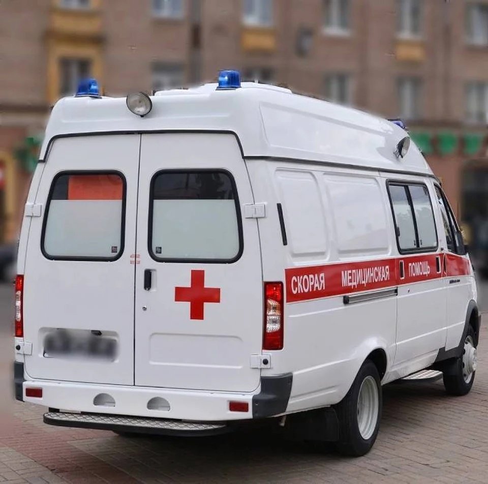 Фонарный столб упал на пассажирку автобуса на Фруктовой в Нижнем Новгороде