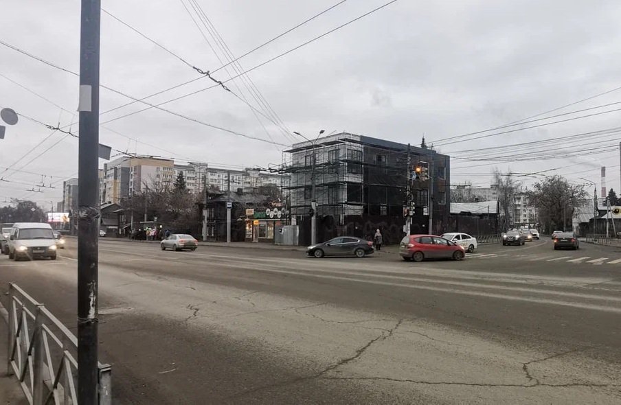 Суд обязал снести трехэтажный самострой на улице Коминтерна в Сормове