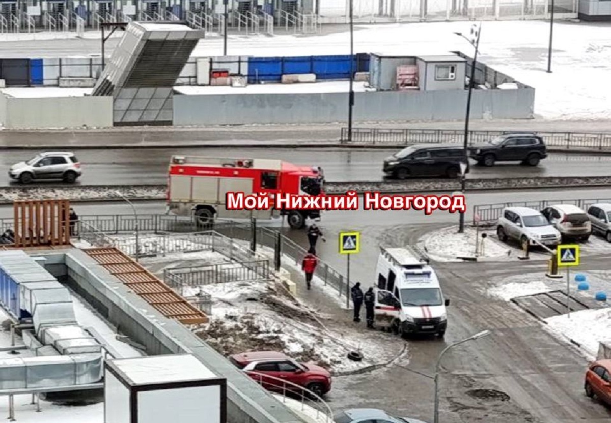 Мужчина провалился под землю на Керченской в Нижнем Новгороде