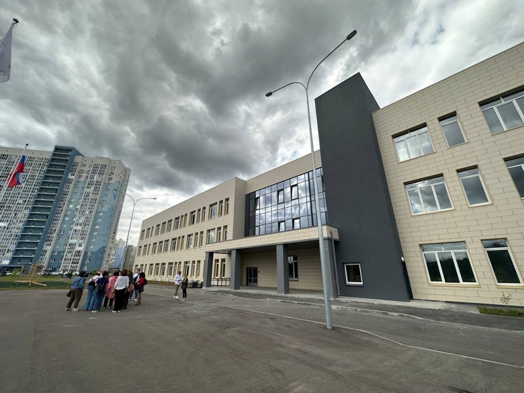 В «Школе 800» объяснили, почему обнулили запись в первый класс