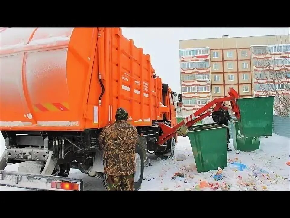 В Нижнем Новгороде усилили вывоз мусора после снегопадов