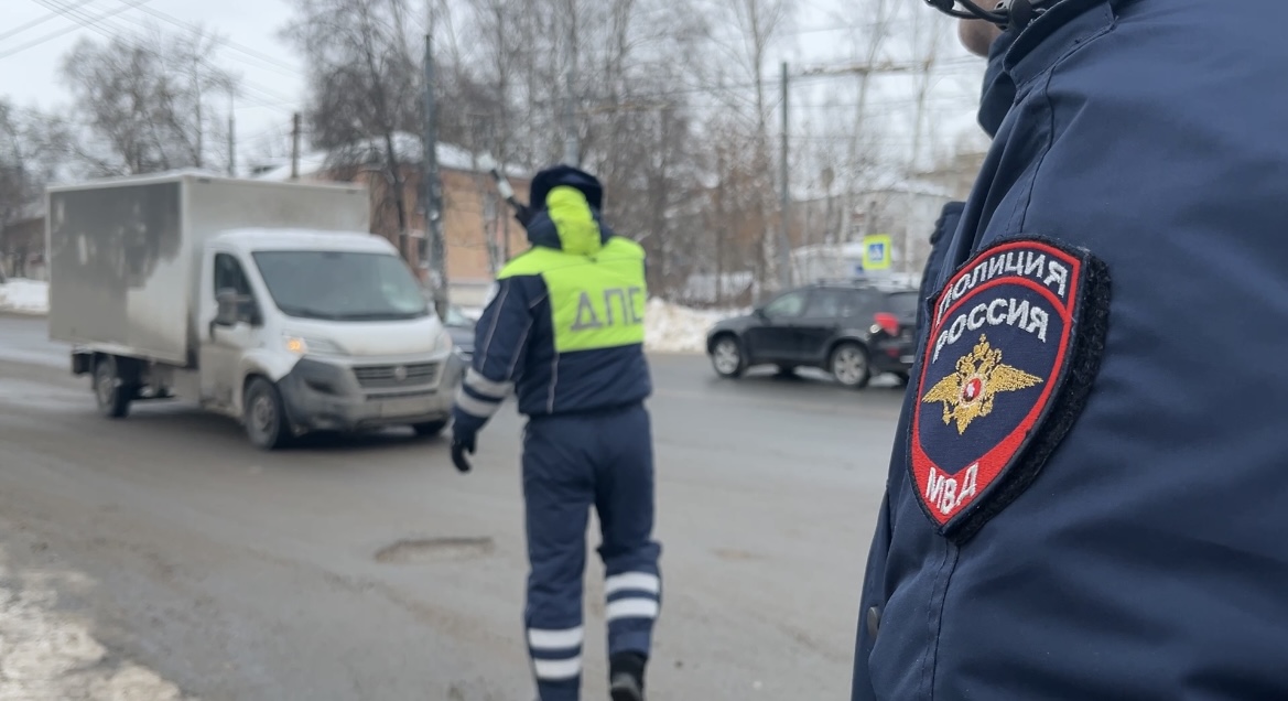 В Нижнем Новгороде ГАИ провела рейд по велокурьерам на электровелосипедах