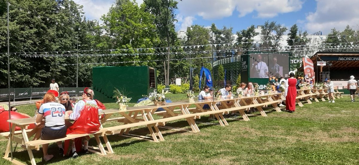 Фестиваль кухонь народов России стартовал в парке «Швейцария»