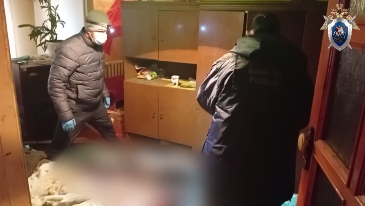 Мужчина зверски убил 70-летнего нижегородца, а тело завернул в линолеум