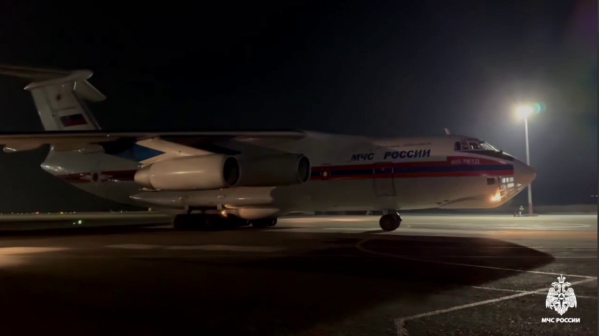 Двое детей и взрослый доставлены из Чечни в Нижний Новгород спецбортом МЧС