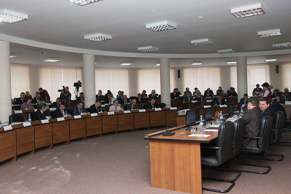 В Законодательном собрании Нижегородской области 28 августа обсудят запрет вейпов и льготы для IT