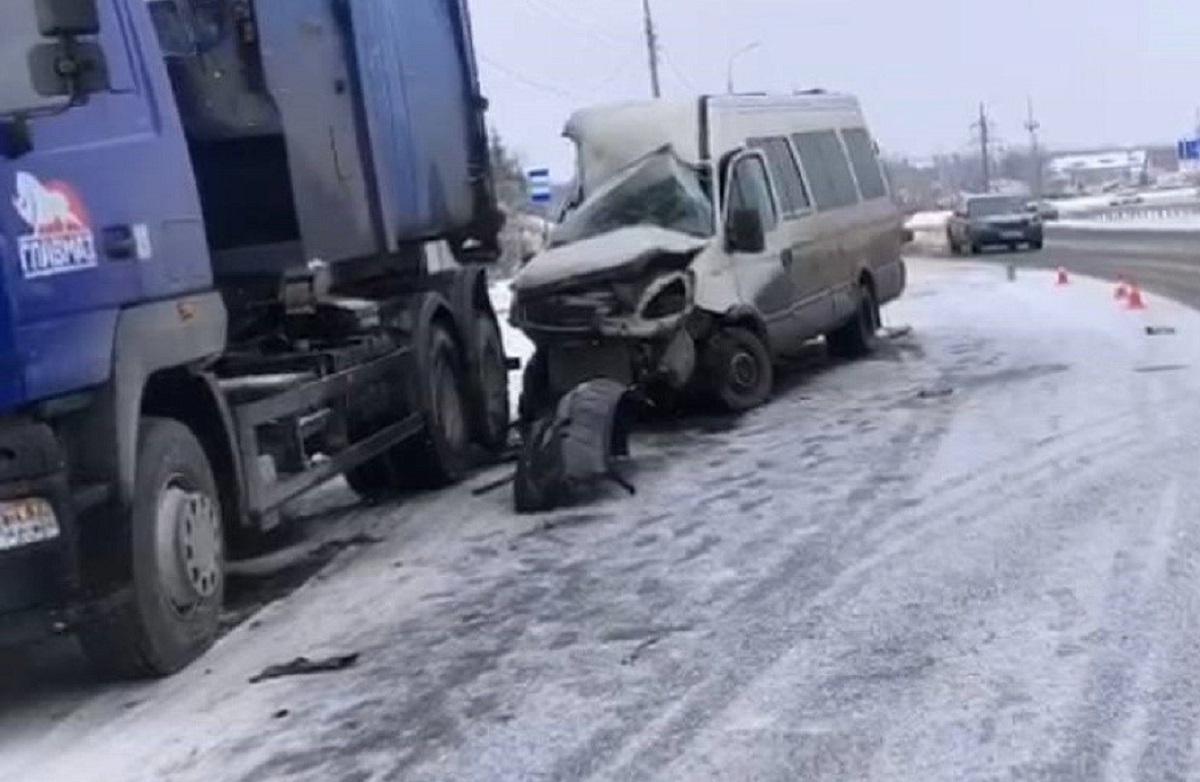 Главе СК доложат о результатах проверки по ДТП с маршруткой в Кстовском районе
