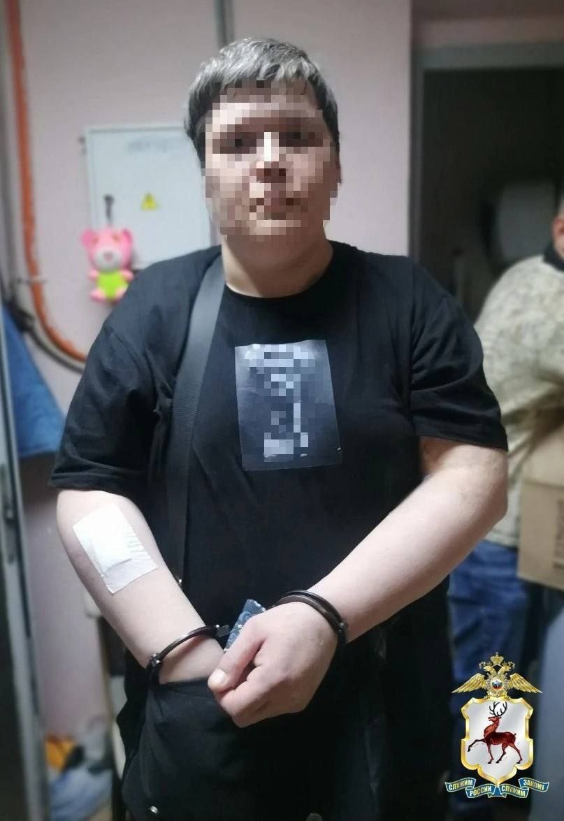 В Нижнем Новгороде задержан рецидивист с метадоном и оружием