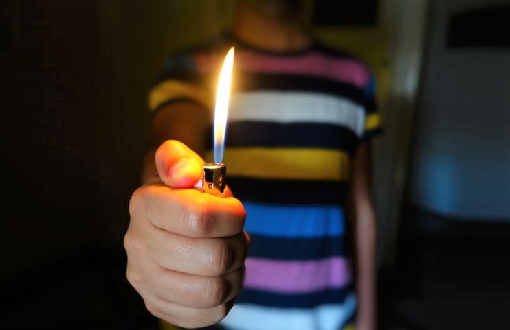 В Нижнем Новгороде с 1 сентября запретят продажу зажигалок детям
