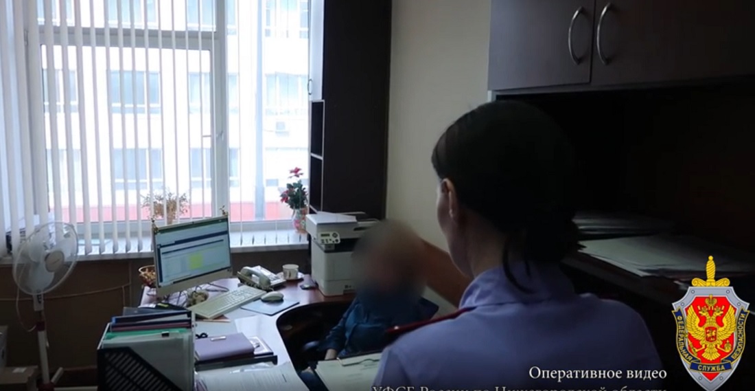 Опубликовано видео задержания проректора нижегородского вуза