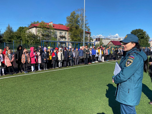 После эвакуаций в Нижнем Новгороде психологи дали советы родителям