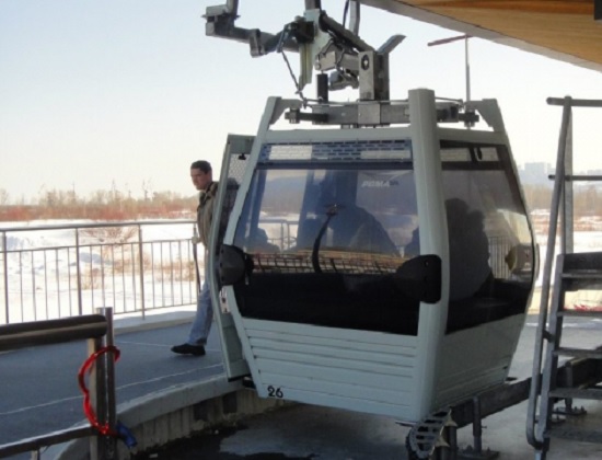 Новые кабинки для канатки привезли в Нижний Новгород
