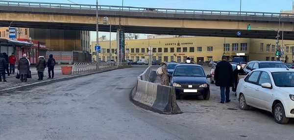 Зону высадки из такси скорректировали у Московского вокзала в Нижнем Новгороде
