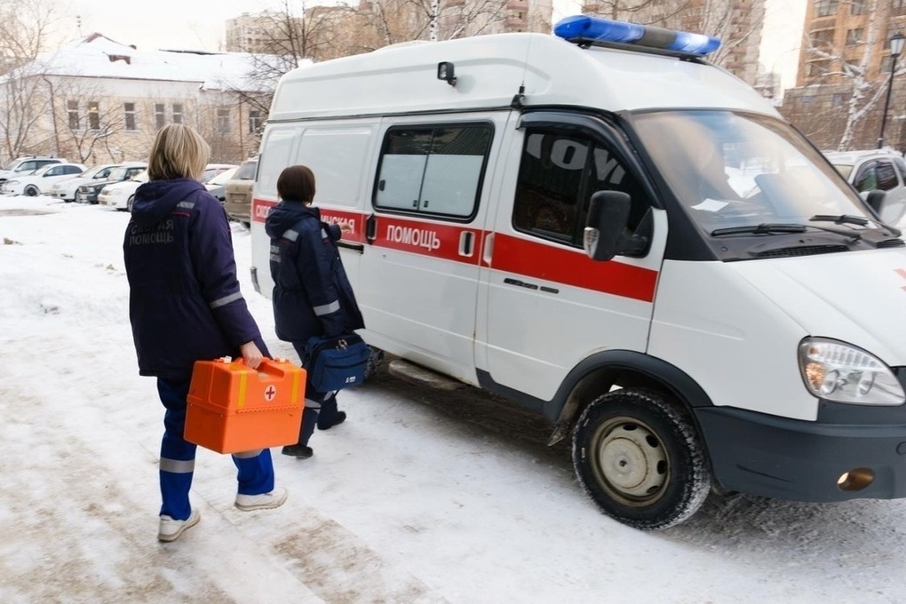 В доме-интернате «Зелёный город» в Нижнем Новгороде уборщик упал с высоты
