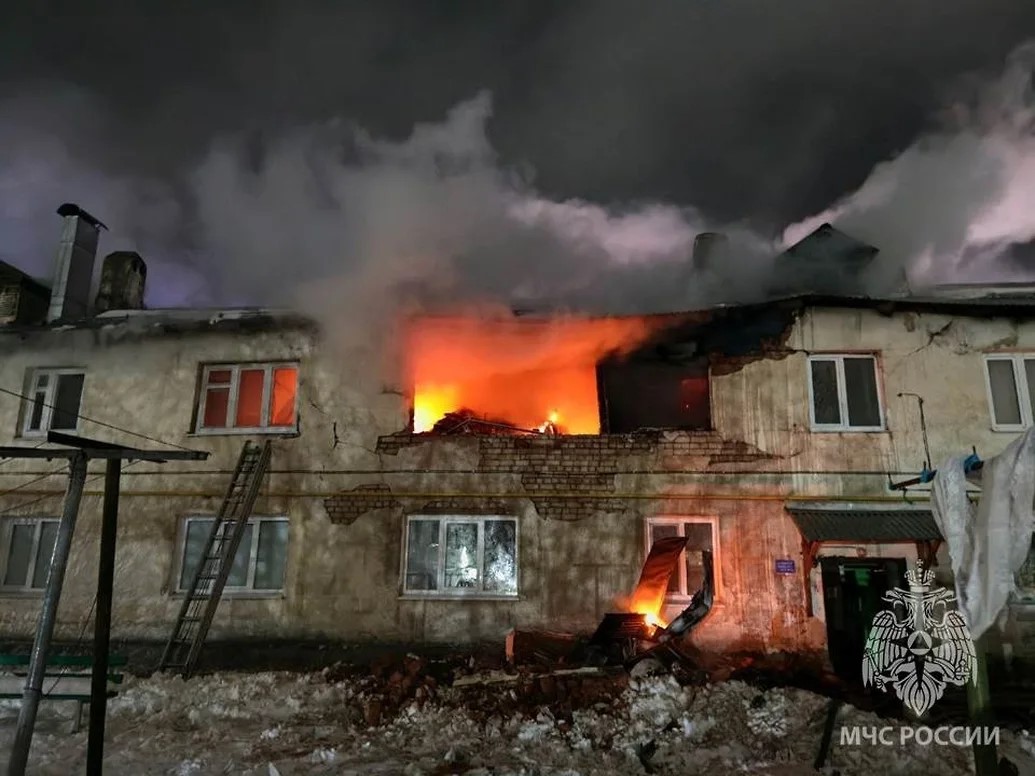 После взрыва газа в Богородске власти оценивают состояние дома и помогают жильцам