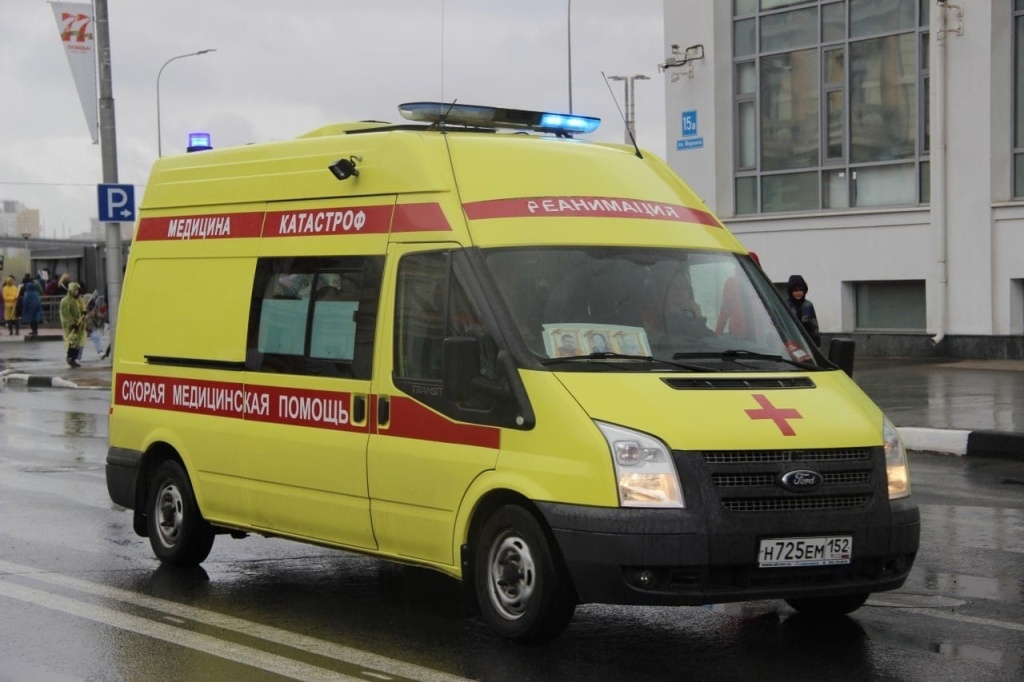 Школьники на электросамокате совершили наезд на пенсионерку в Нижнем Новгороде