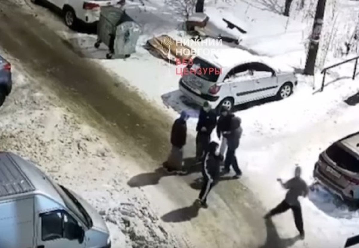 Нижегородцы жалуются на взрывающих петарды подростков в Верхних Печерах