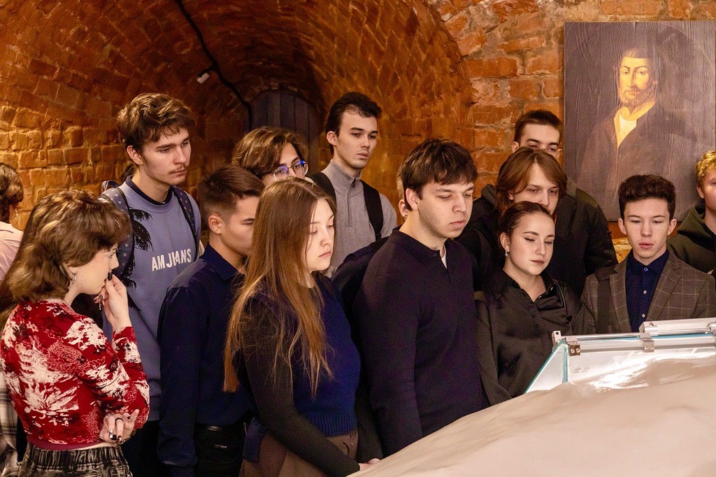 Почти 300 студентов ННГУ посетили музей-заповедник по партнёрской программе