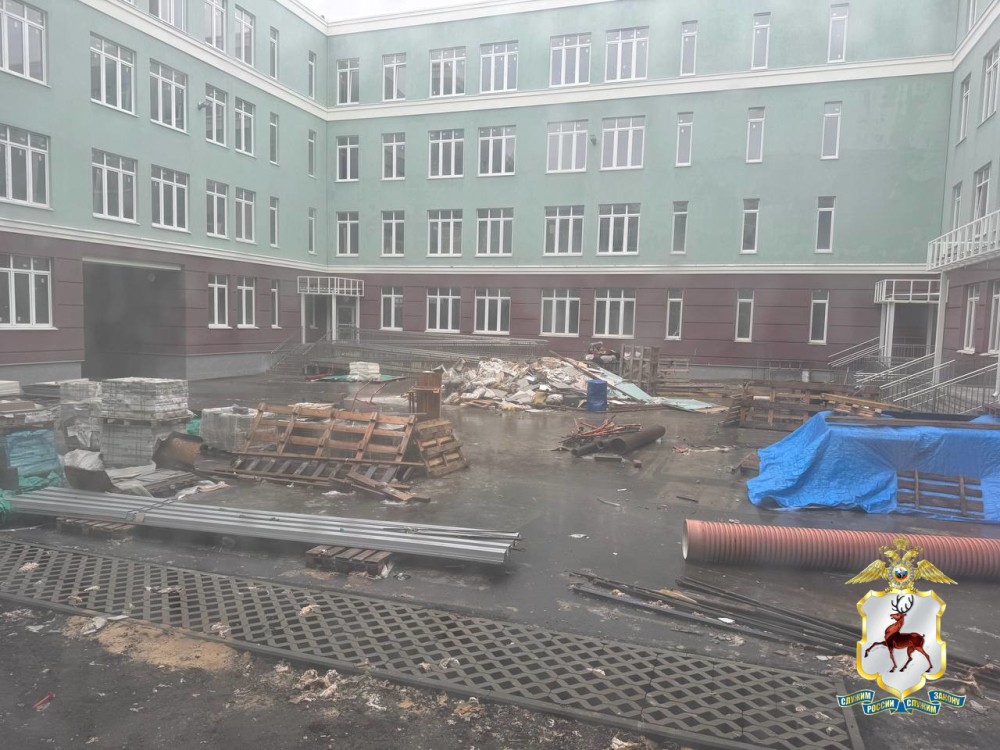 Стройка школ в Нижегородской области закончилась уголовным делом и задержаниями