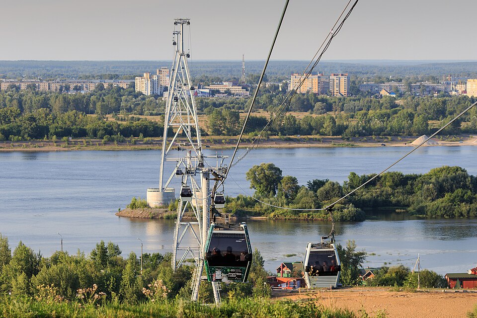 Ветер внес коррективы: канатная дорога в Нижнем Новгороде приостановила работу