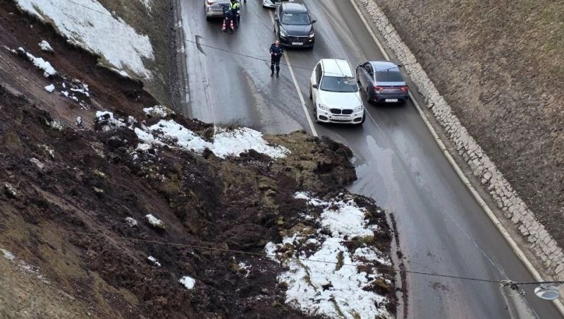 В ННГАСУ объяснили причины оползня на Зеленском съезде в Нижнем Новгороде
