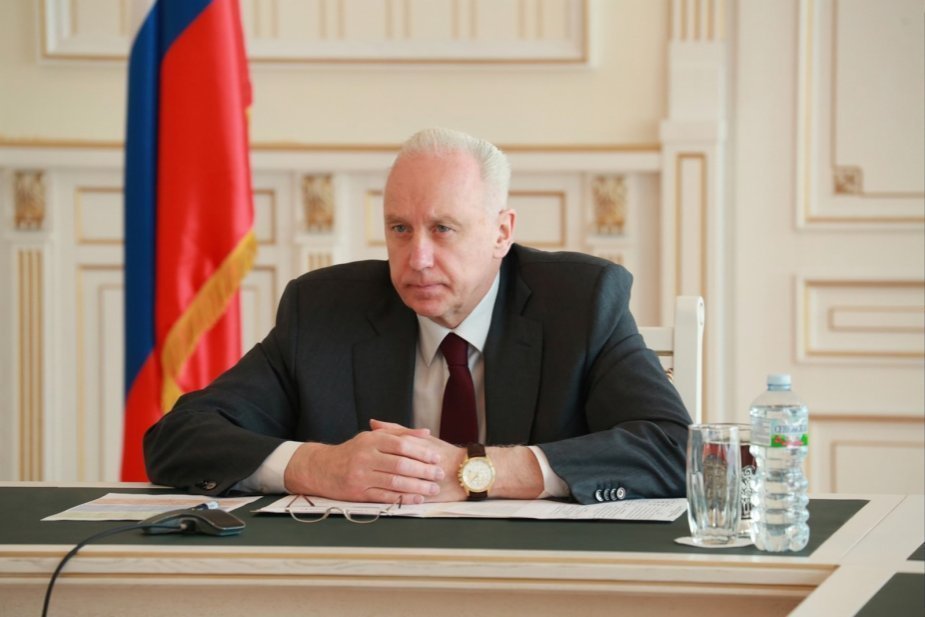 Бастрыкин потребовал доклад по делу о падении снега на жительницу Выксы