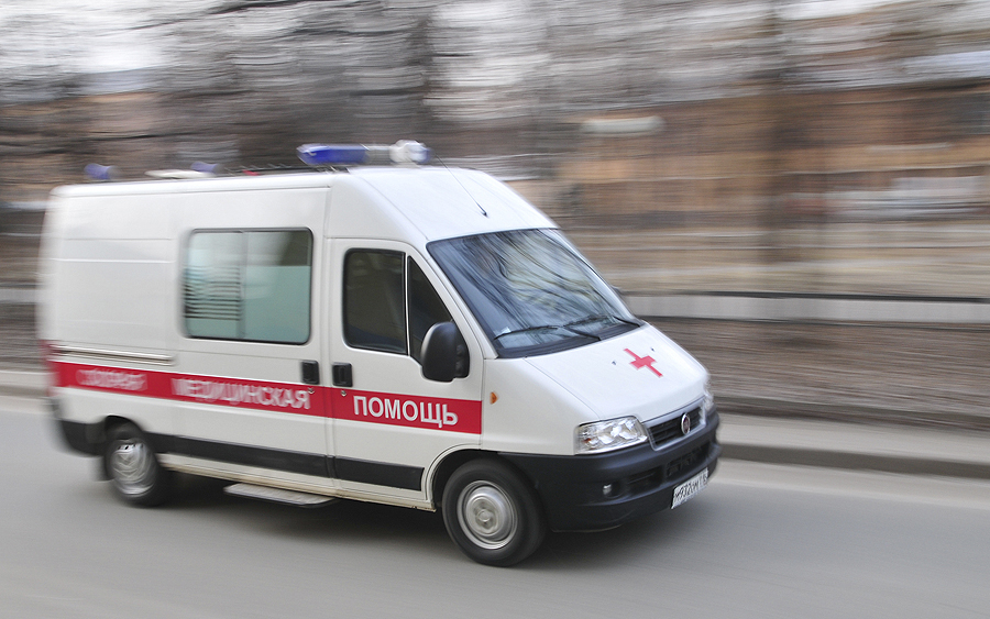 В Кстове столкнулись ВАЗ-2112 и Peugeot: пострадали три человека