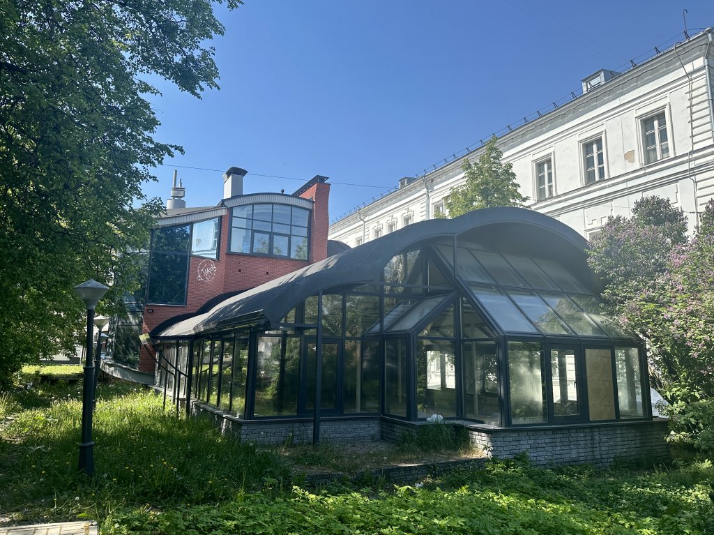 В Нижнем Новгороде реконструируют здание бывшего кафе «Аквариум»