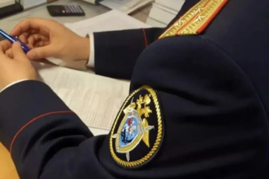 СК назвал причину смерти мужчины, найденного на улице Родионова