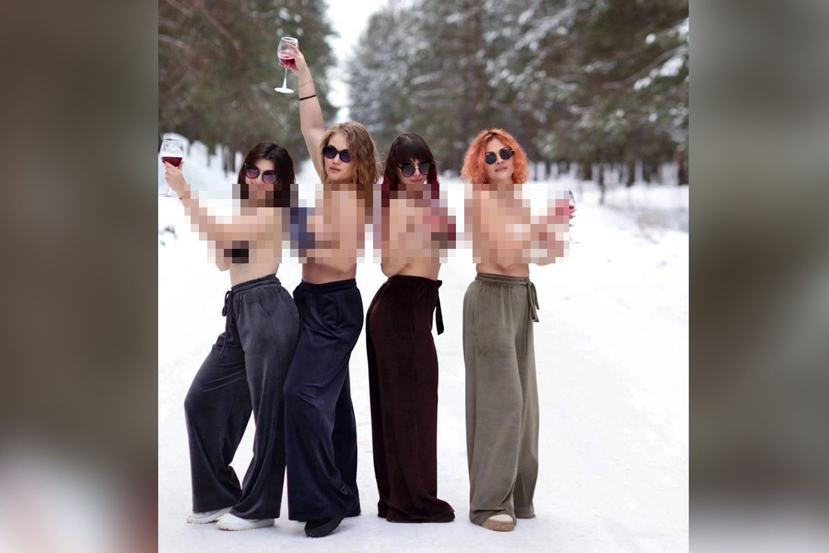 Жительницы Дзержинска устроили голую фотосессию в лесу