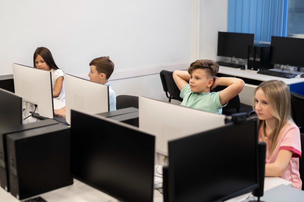 Школьники Нижегородской области узнают, как работают видеоплатформы VK