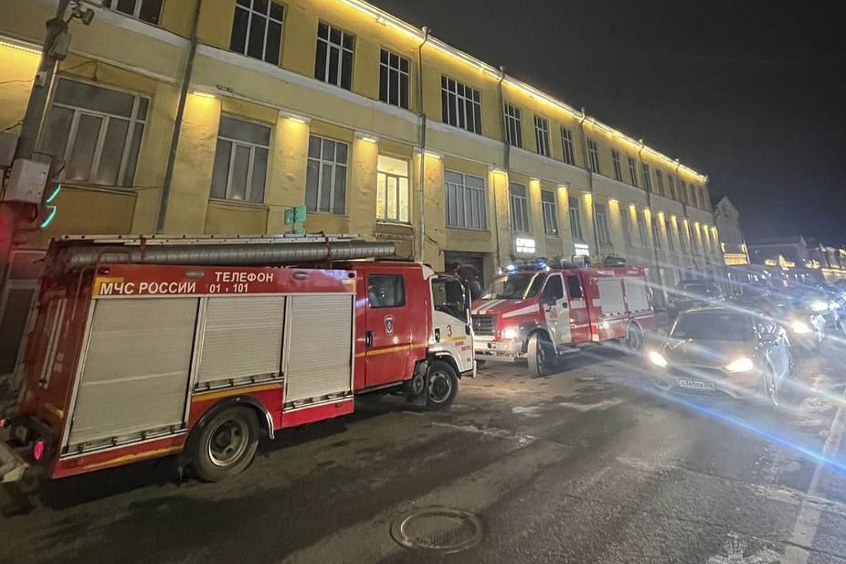 Пожар произошел в гастробаре на Нижневолжской набережной