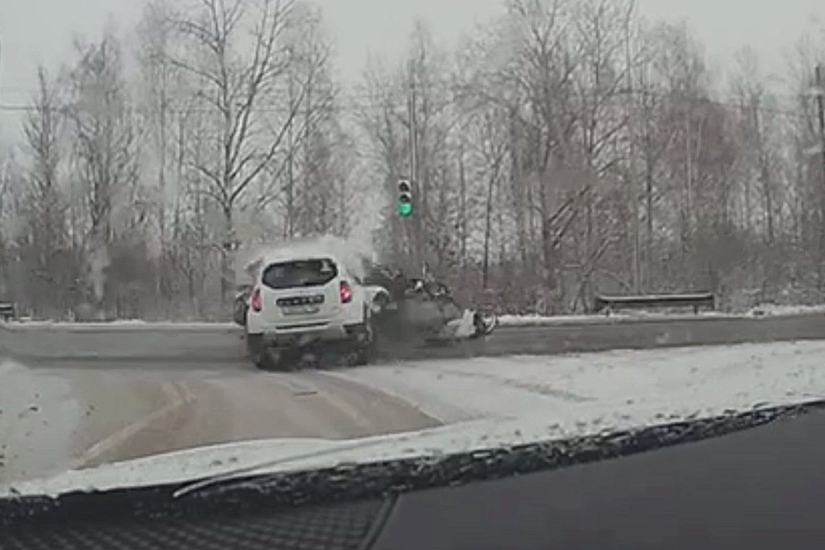 Гигантская пробка образовалась на въезде в Кстово из-за ДТП