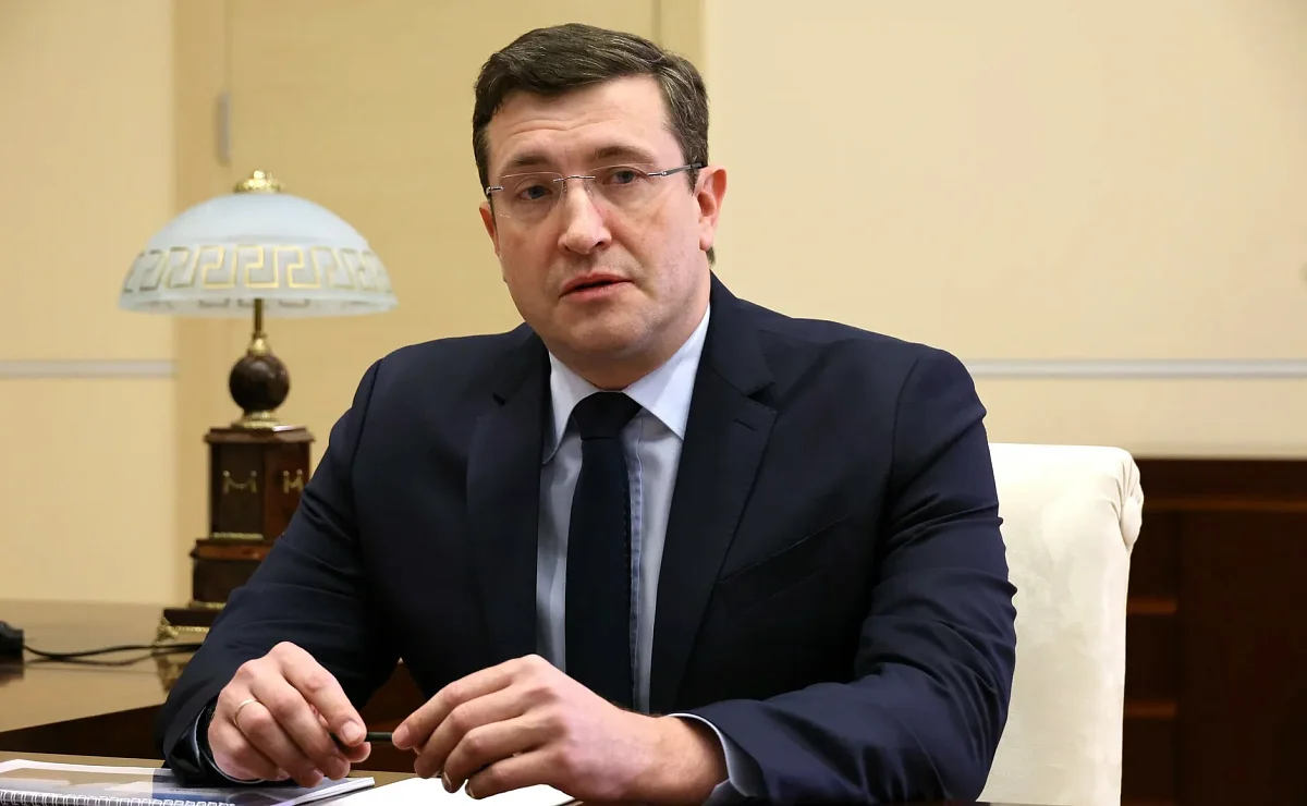 Глеб Никитин призвал бизнес рассмотреть корпоративные выплаты на рождение детей