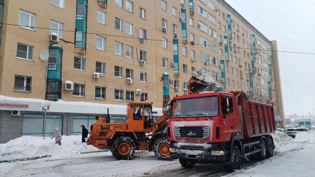 390 тонн соли и 230 тонн реагента: как чистили Нижний Новгород после метели