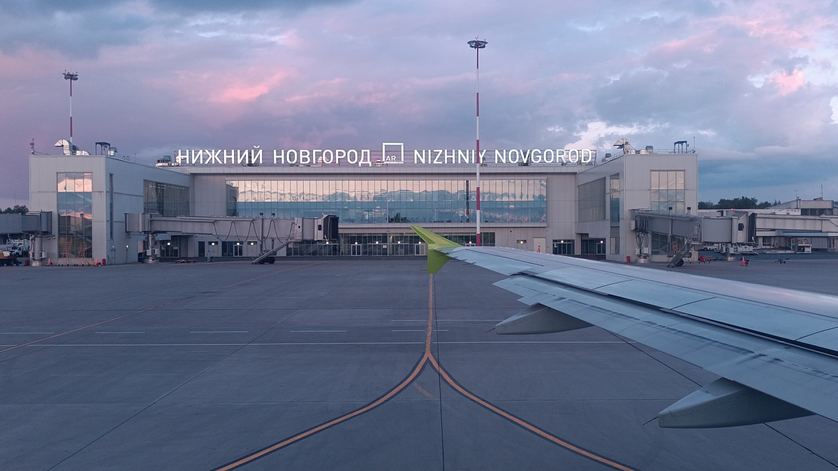 В нижегородском аэропорту имени Чкалова начали обслуживать «Суперджеты»