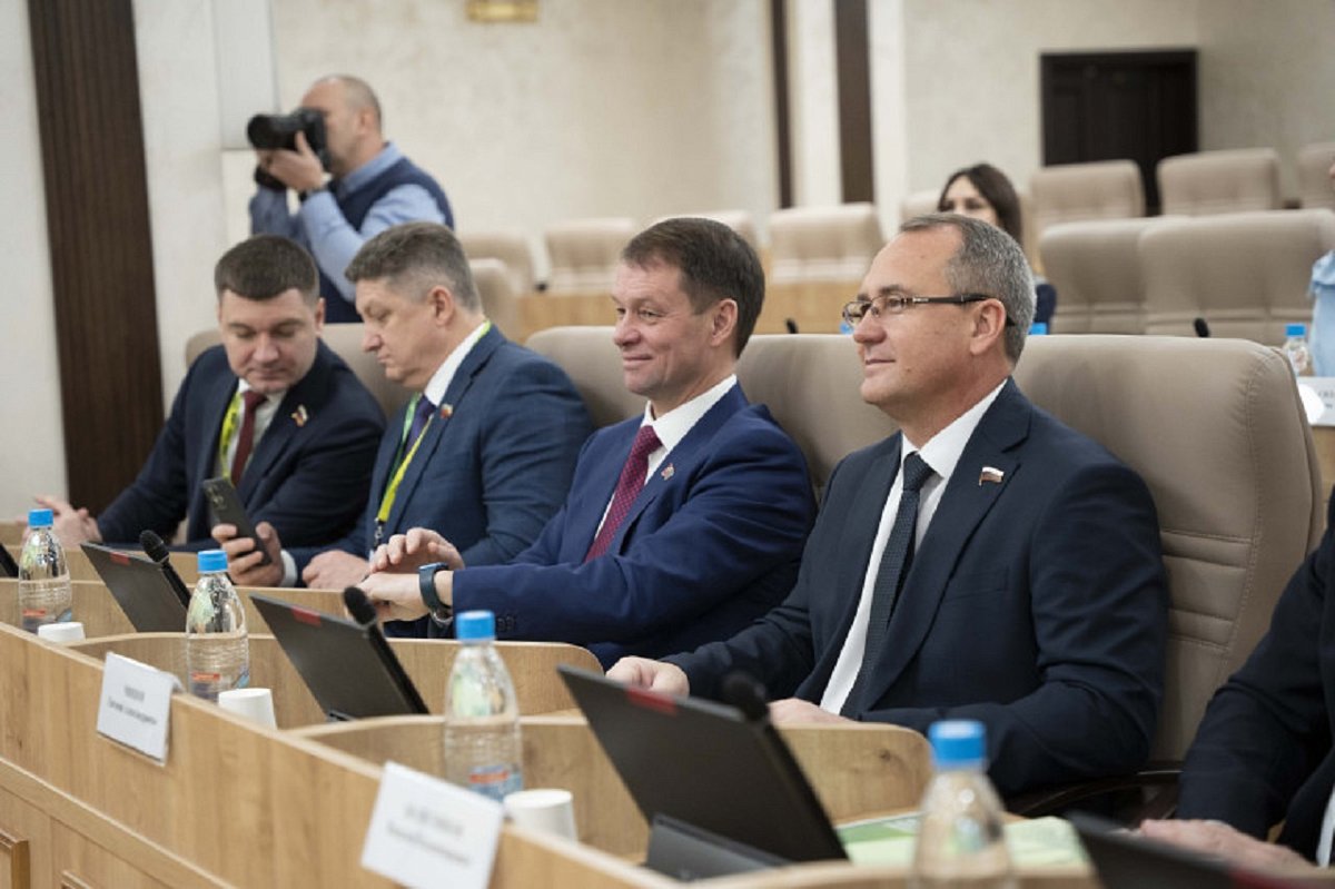Гордума Нижнего Новгорода расширяет партнерство с коллегами из Екатеринбурга