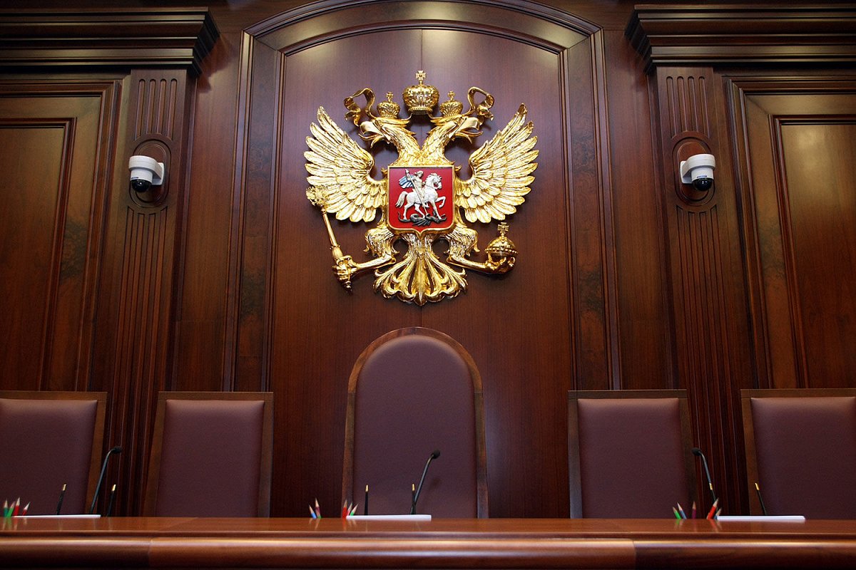 Суд приговорил подрядчиков к 8,5 года колонии за ущерб на 445 млн рублей