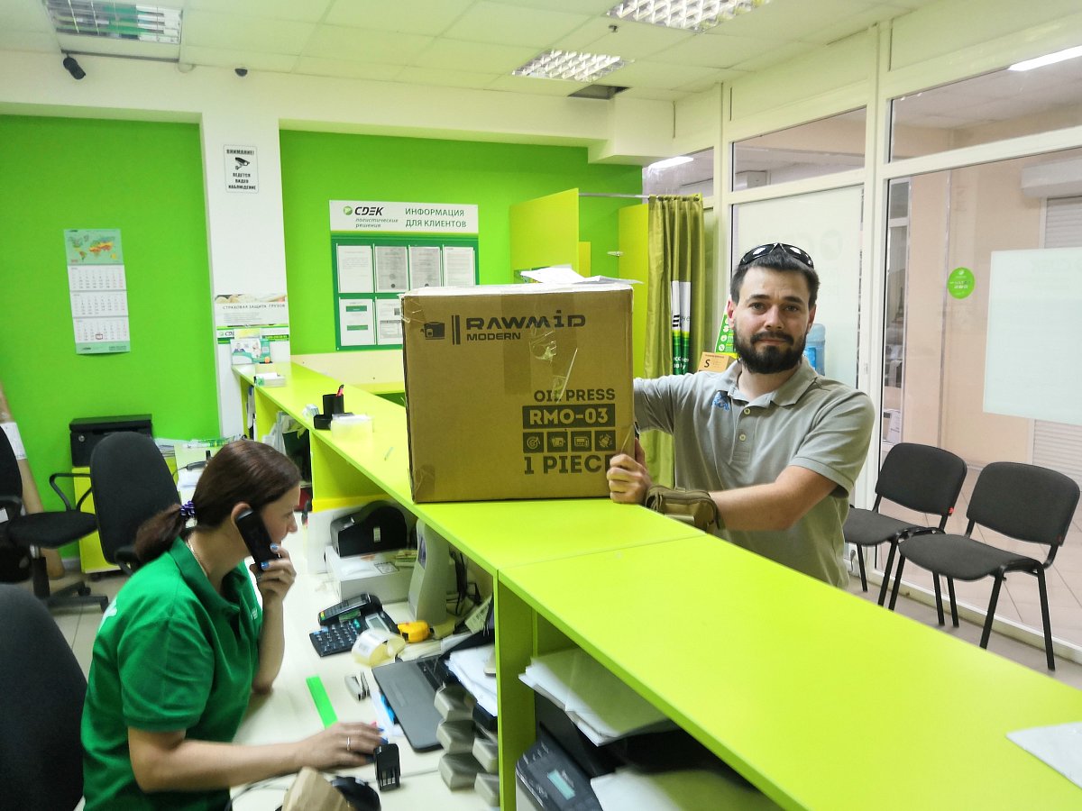 Врачи увольняются из поликлиник и идут работать в ПВЗ