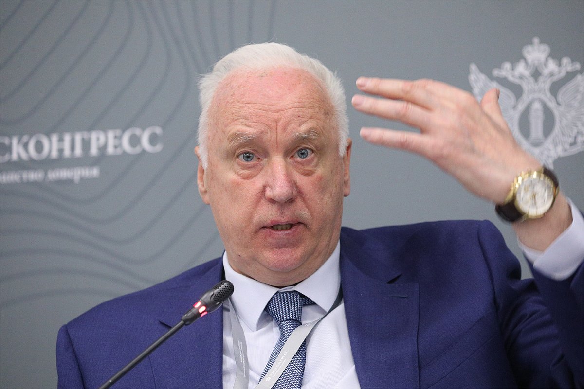 Бастрыкин потребовал ускорить дело об аварийном вековом доме на Бору