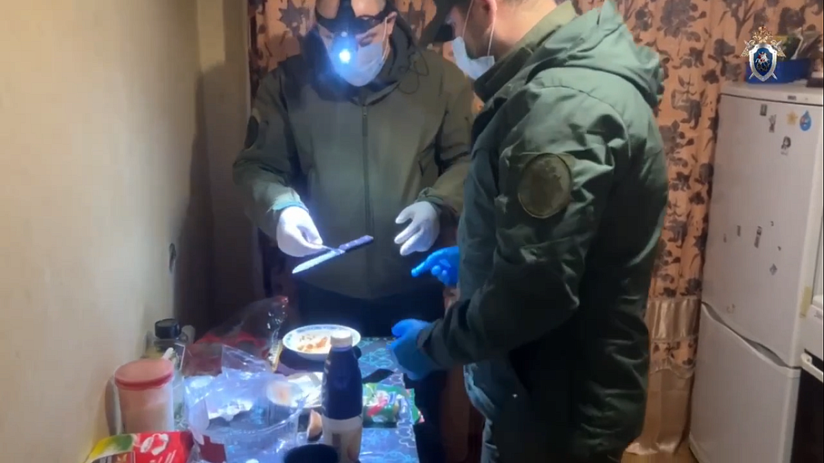 Мужчина задержан за убийство двух гостей топором в Урене