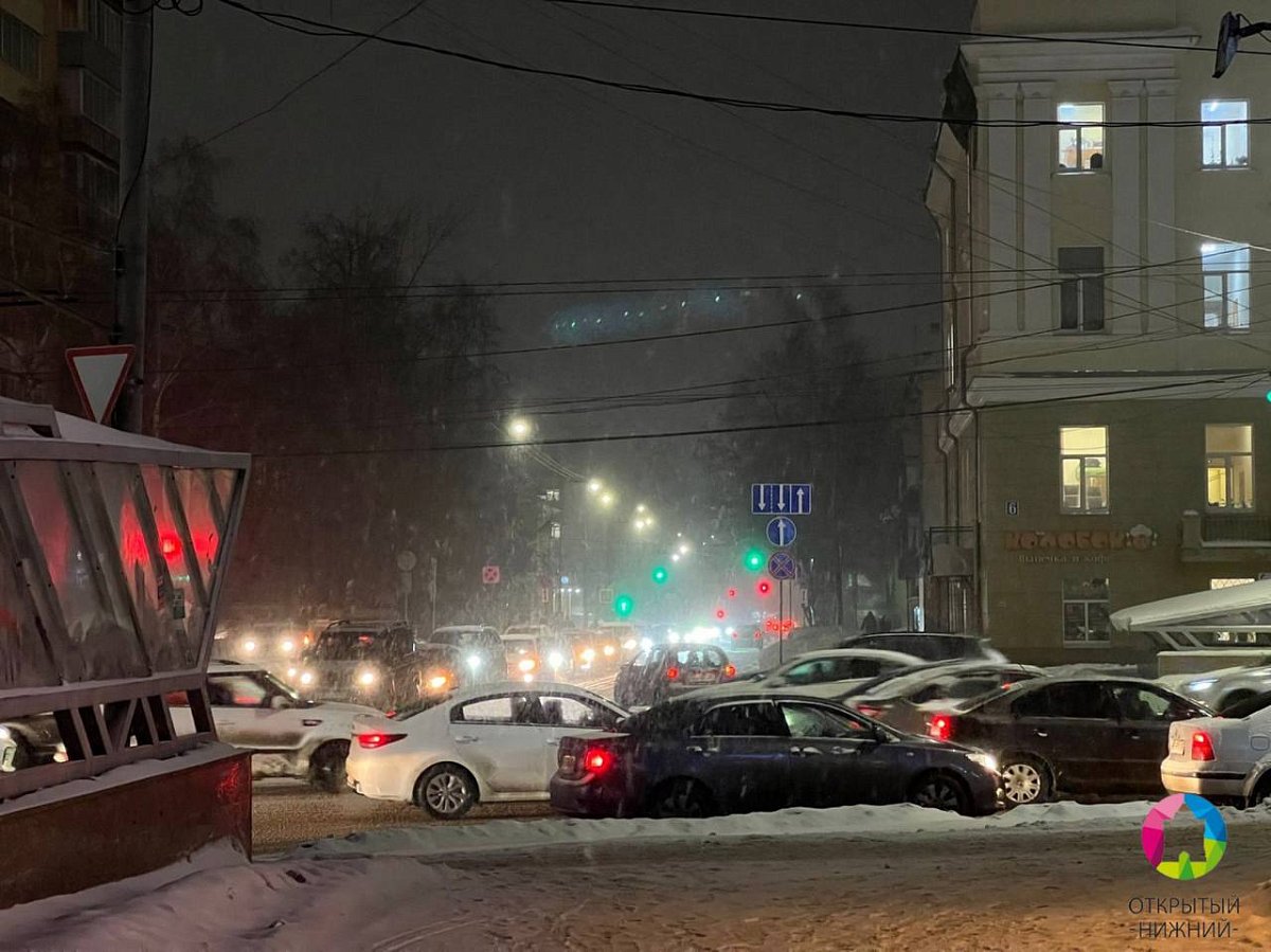 9-балльные пробки образовались в Нижнем Новгороде вечером 20 декабря