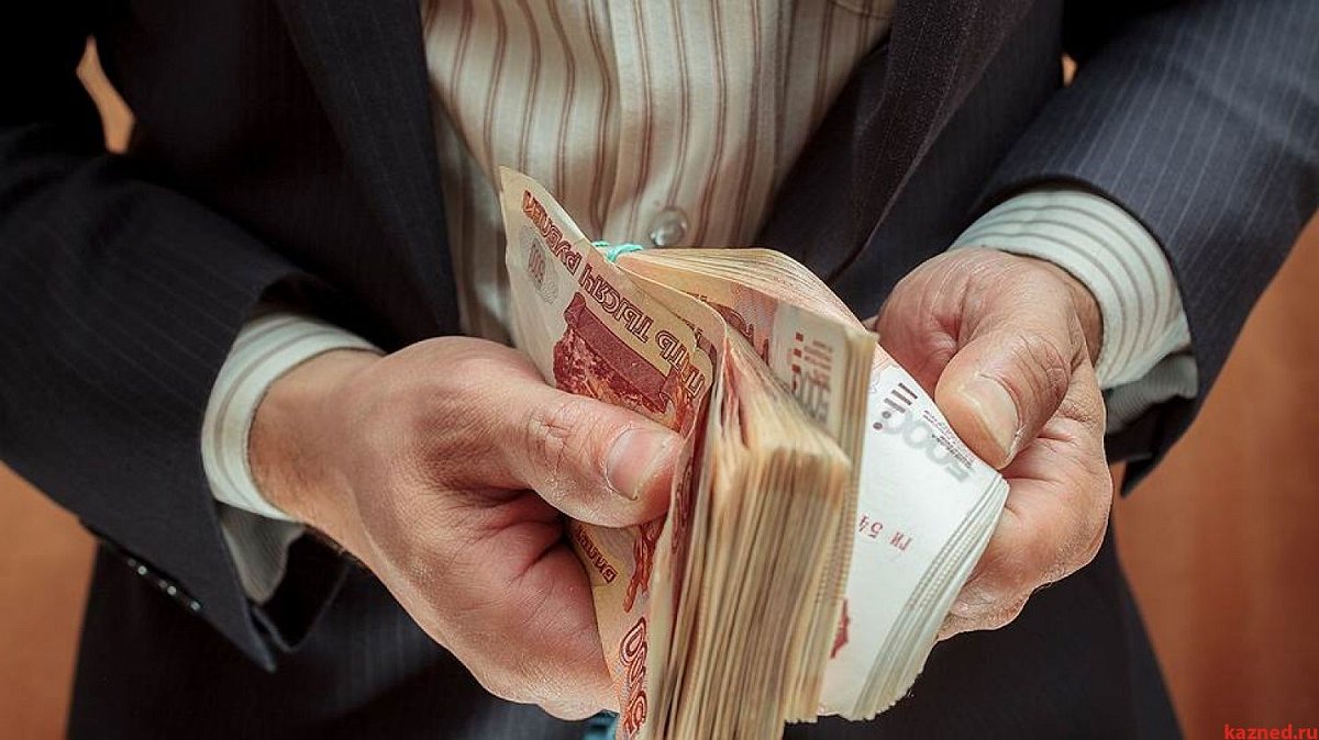 Стали известны лидеры по зарплатам среди нижегородских главврачей