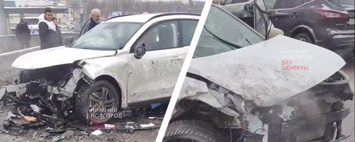 Массовая авария спровоцировала большую пробку на Автозаводе