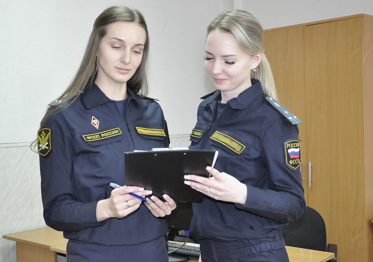 Нижегородские приставы передали Минобороне 40 конфискованных машин
