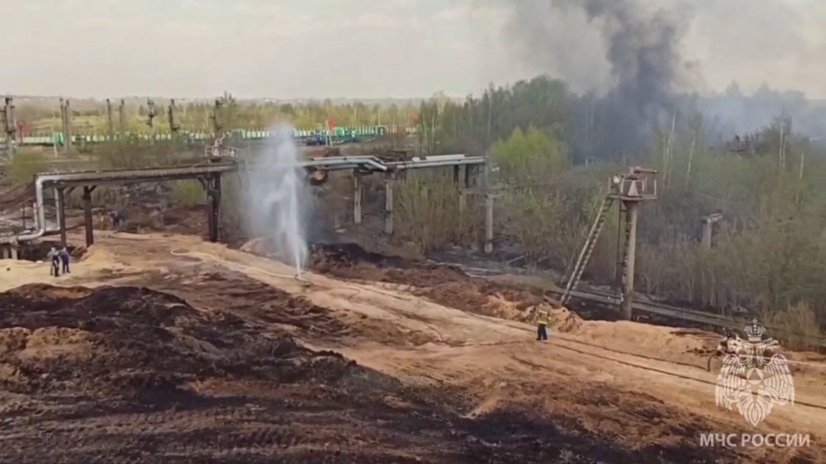 Пожар разгорелся на бумкомбинате «Волга» в Балахне