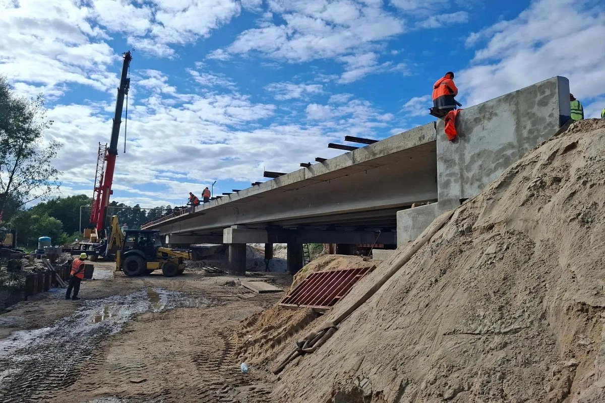 Готовность моста через реку Леметь в Кулебаках превысила 50 процентов