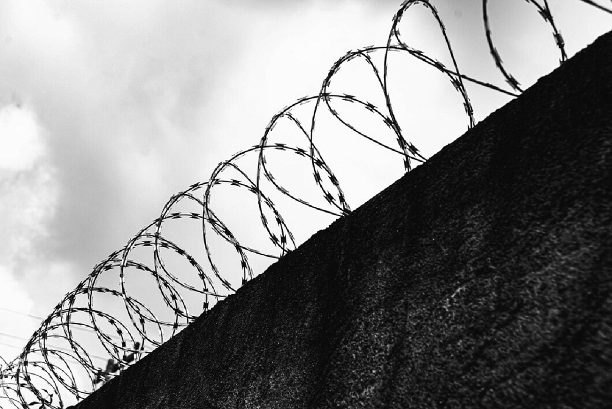 Обезглавивший родственницу житель Шатков останется в СИЗО