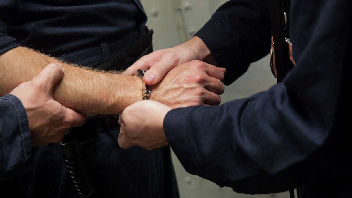 ФСБ пресекла деятельность группы, легализовавшей более 5 тысяч мигрантов в Нижнем Новгороде